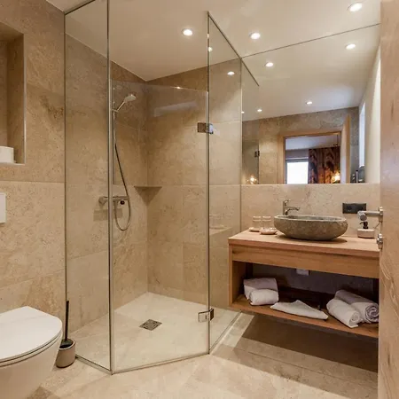 Chill House 木屋 斯拉德明