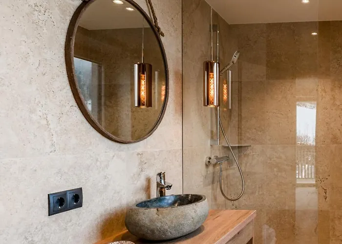 木屋 Chill House 斯拉德明