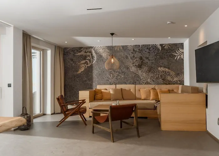 木屋 Chill House 斯拉德明